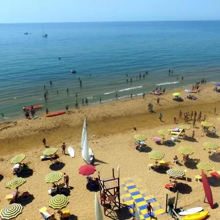 Bilo 2 Üdülőközpont Triscina